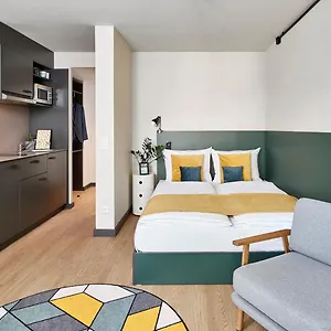 derag-livinghotel-am-olympiapa.com-bavaria.com/